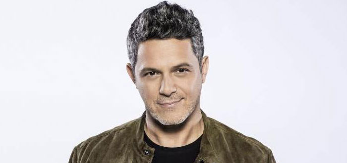 Latin Music Icon Alejandro Sanz Signs with UMPG 